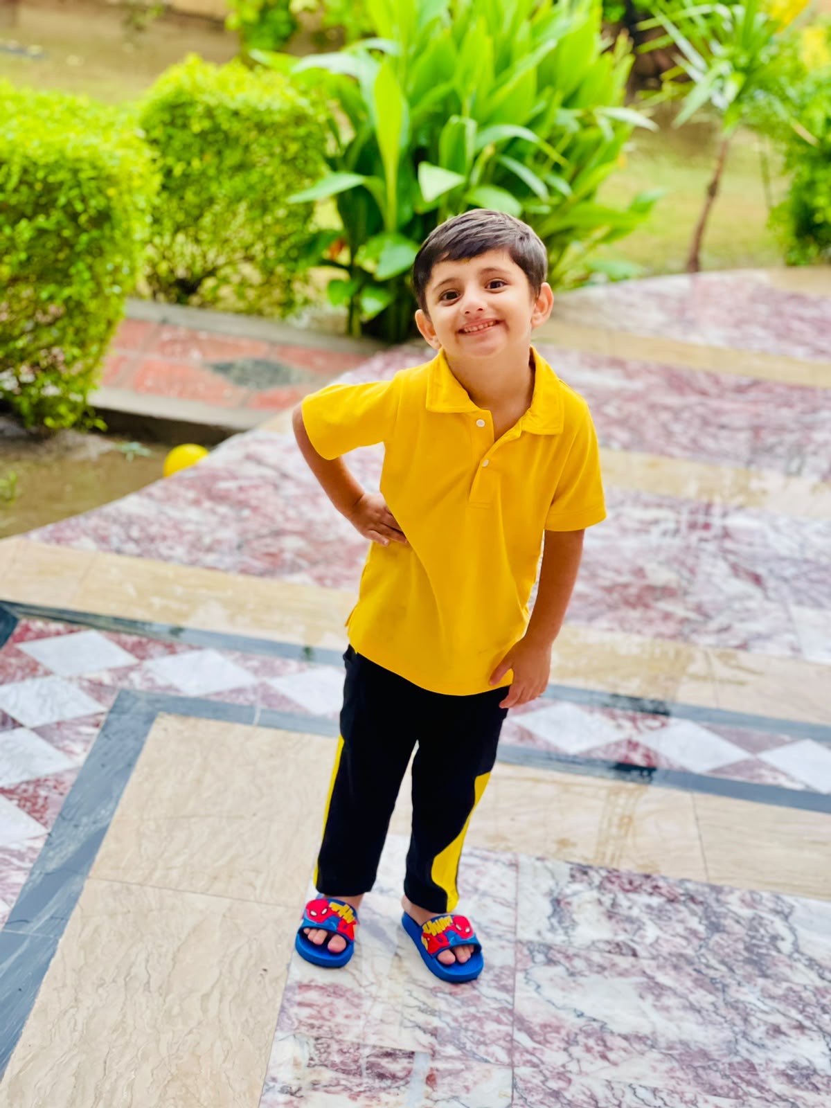 YELLOW POLO
